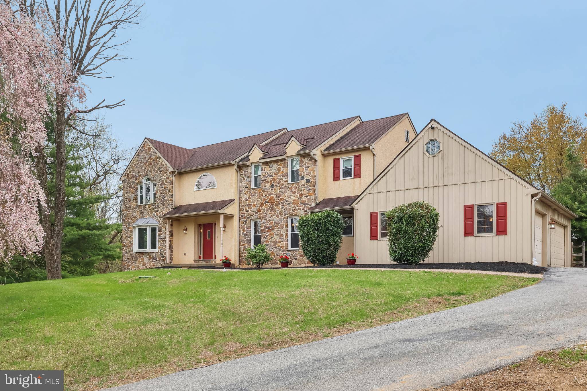 Glen Mills, PA 19342,16 SPRINGWATER LN