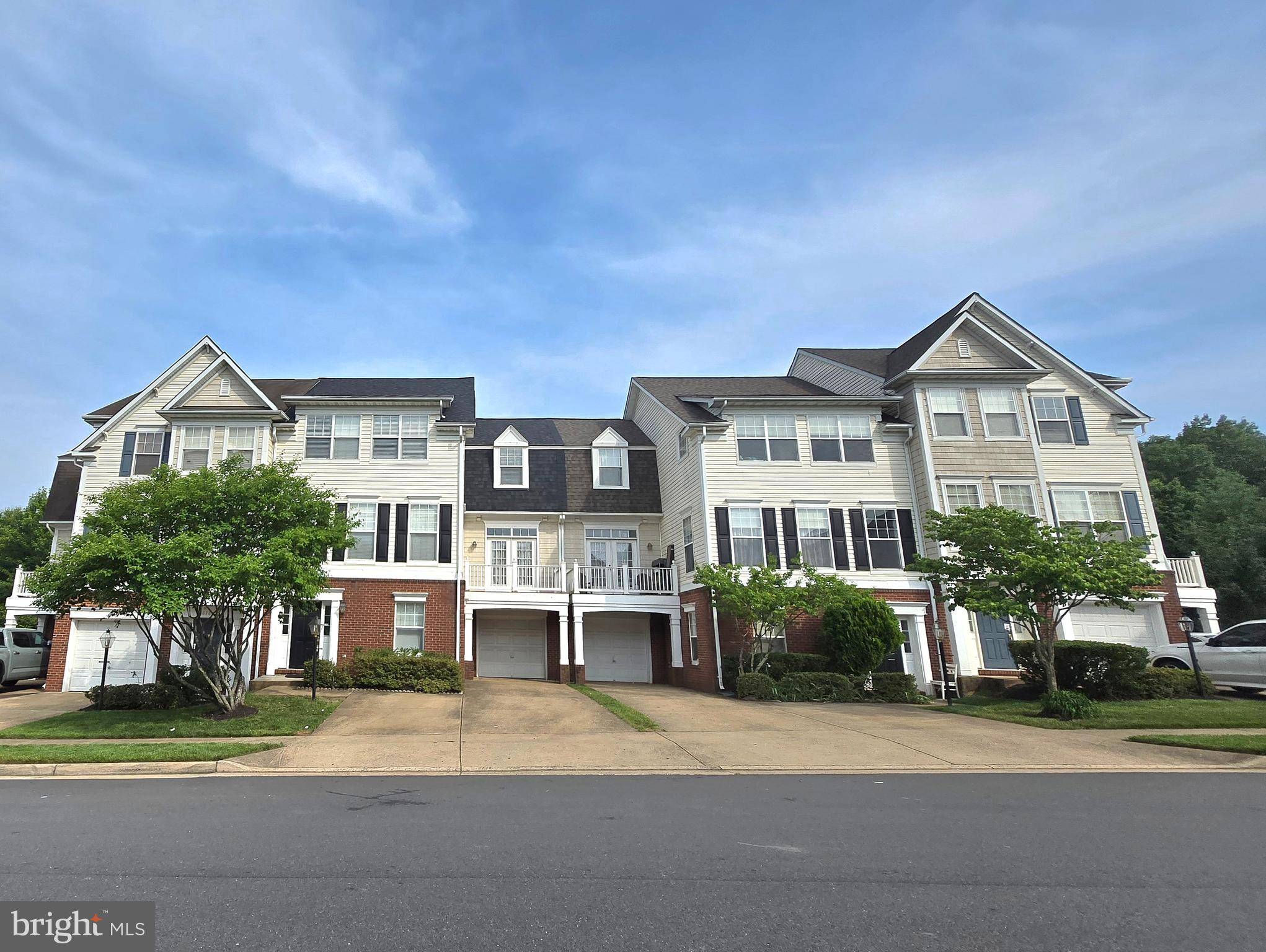 Manassas, VA 20111,8287 GLADE BANK DR