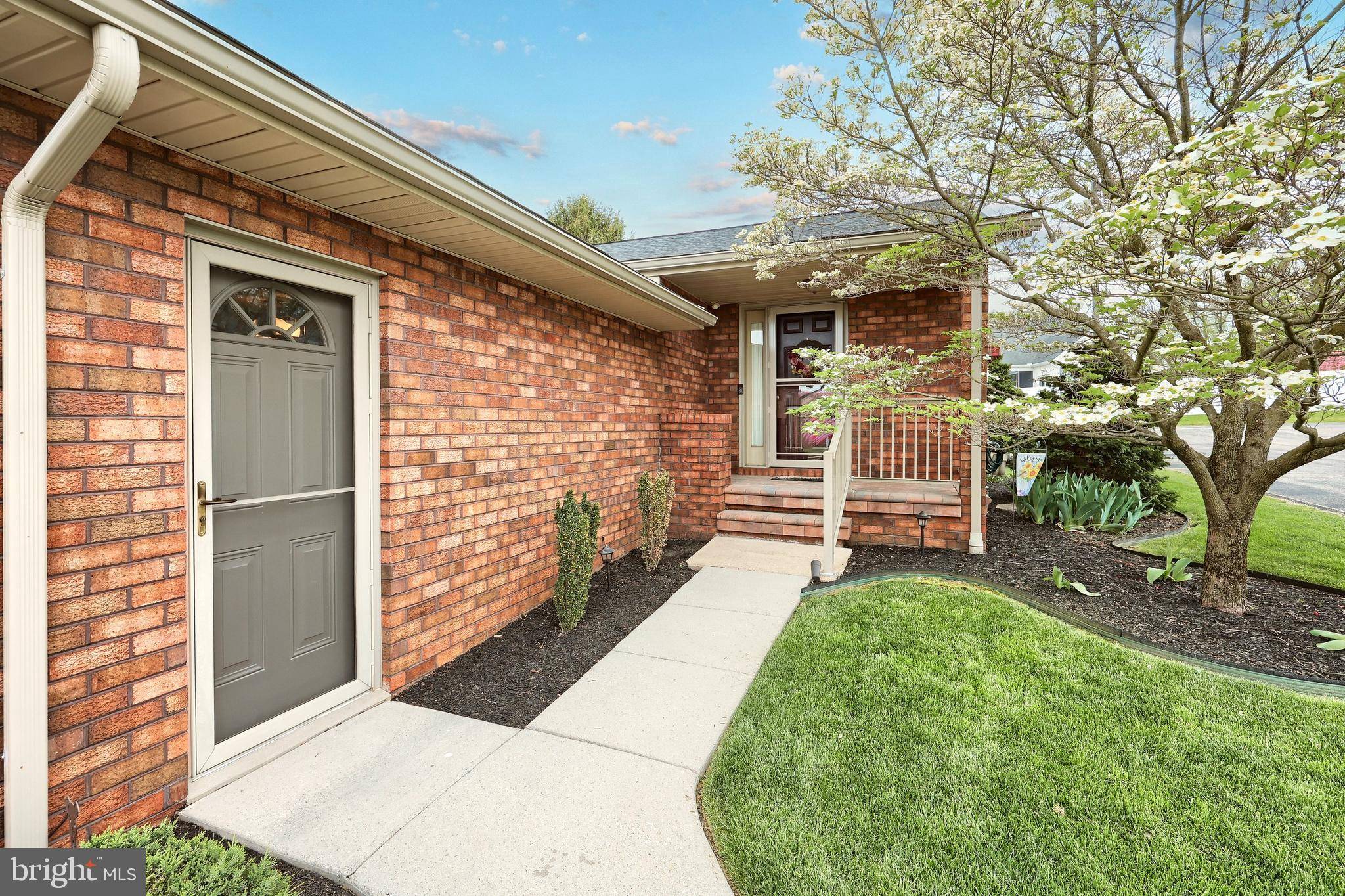 Hanover, PA 17331,213 KENNEDY CT