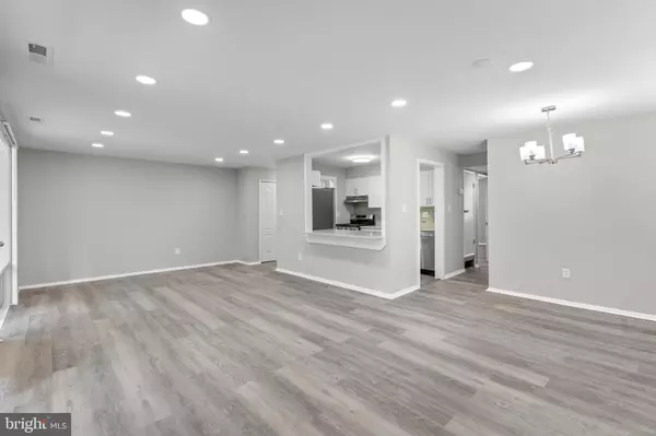 Oxon Hill, MD 20745,573 WILSON BRIDGE DR #6772 B-1