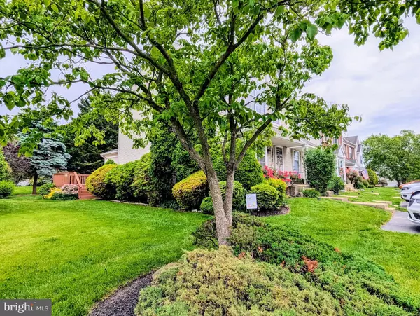 21 EUSDEN DR, Aston, PA 19014