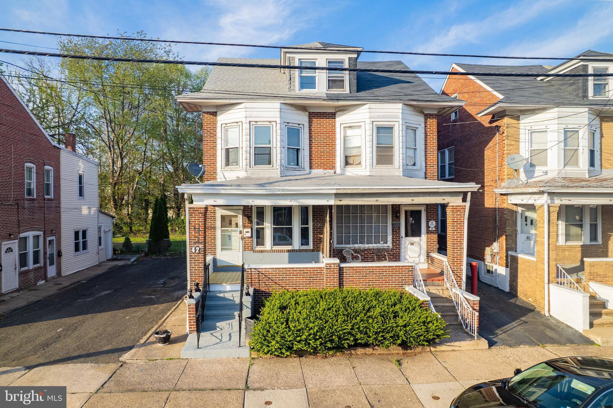 Trenton, NJ 08638,42 E PAUL AVE