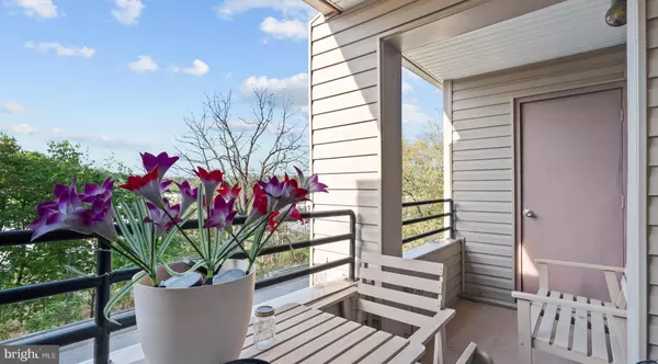 Owings Mills, MD 21117,8101-E GREENSPRING WAY #8101-E