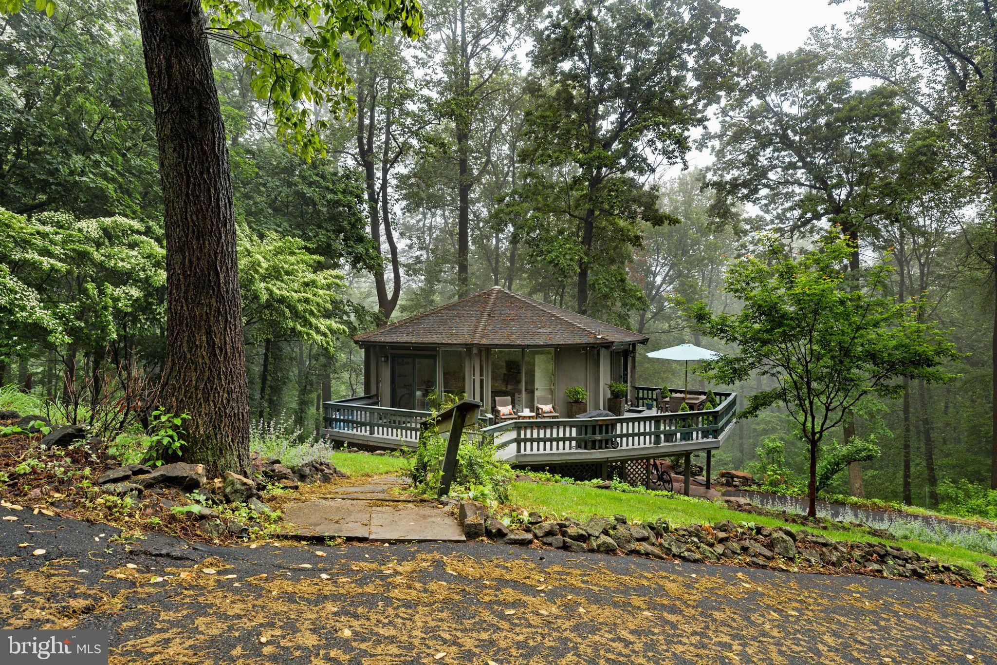 New Hope, PA 18938,42 SOLEBURY MOUNTAIN RD
