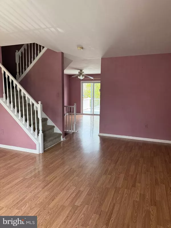 Glassboro, NJ 08028,94 STONESHIRE DR