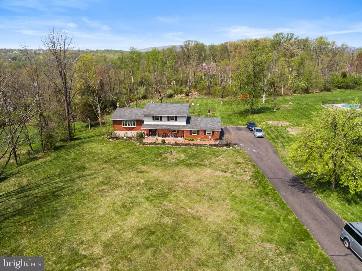 Pottstown, PA 19464,2097 NEEDHAMMER RD