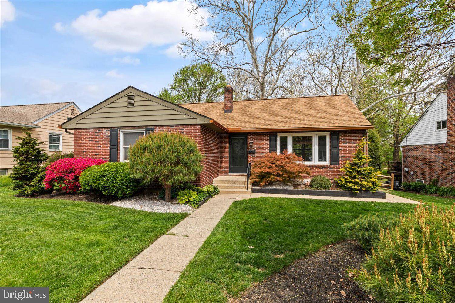 951 PARKSIDE LN, Lancaster, PA 17601