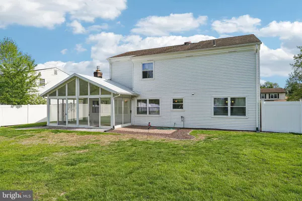 Bensalem, PA 19020,883 JORDAN DR