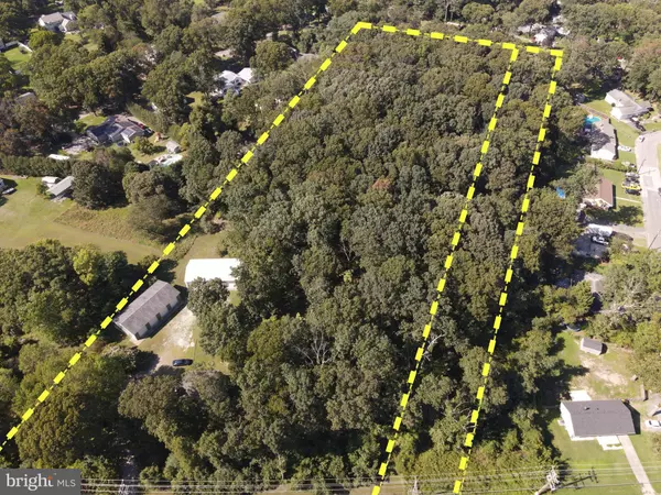 4564 MOUNTAIN RD, Pasadena, MD 21122