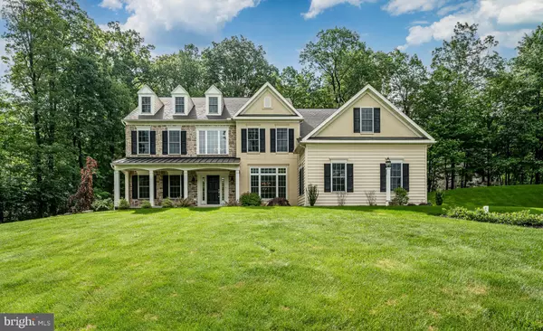 91 WOODLAND DR, Honey Brook, PA 19344
