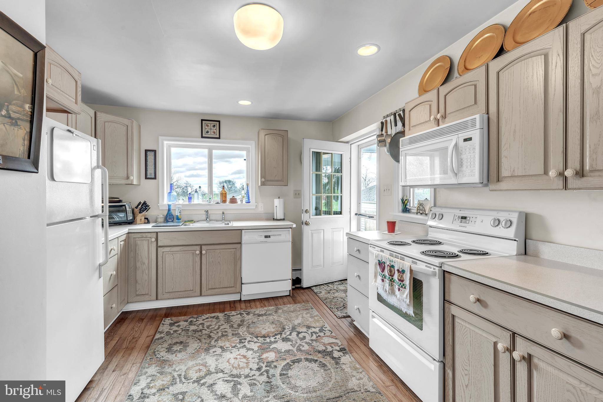 29 S NEW MIDDLETOWN RD, Media, PA 19063