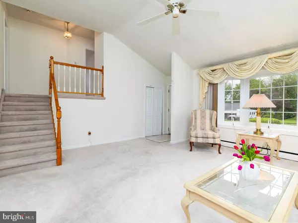Huntingdon Valley, PA 19006,426 ROCKLEDGE AVE