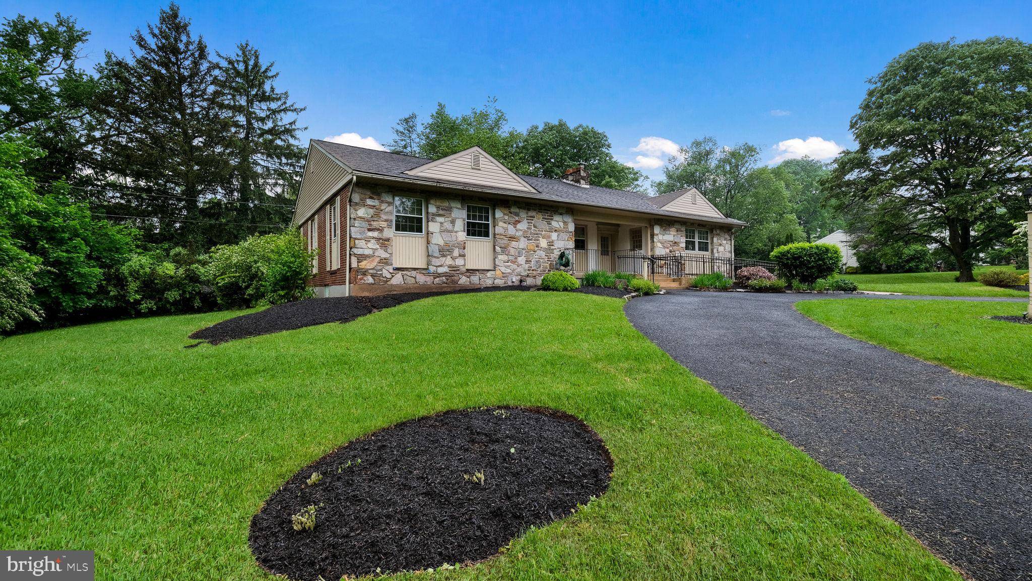 Doylestown, PA 18901,342 GREEN ST