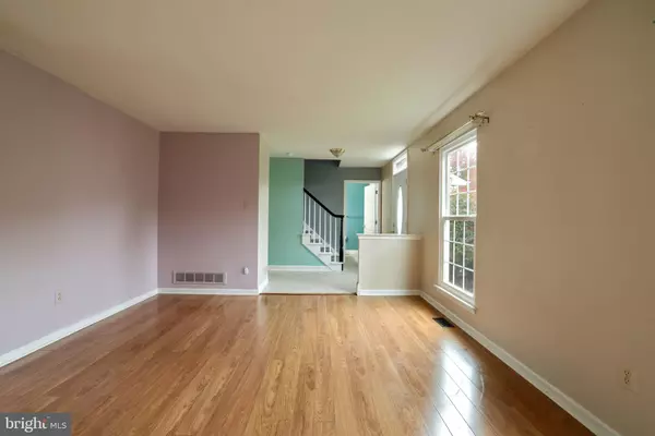 Robbinsville, NJ 08691,216 IVANHOE DR