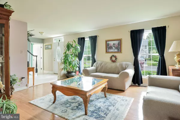 Robbinsville, NJ 08691,216 IVANHOE DR