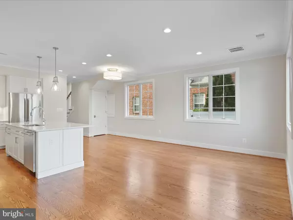 Arlington, VA 22201,2129 N TROY
