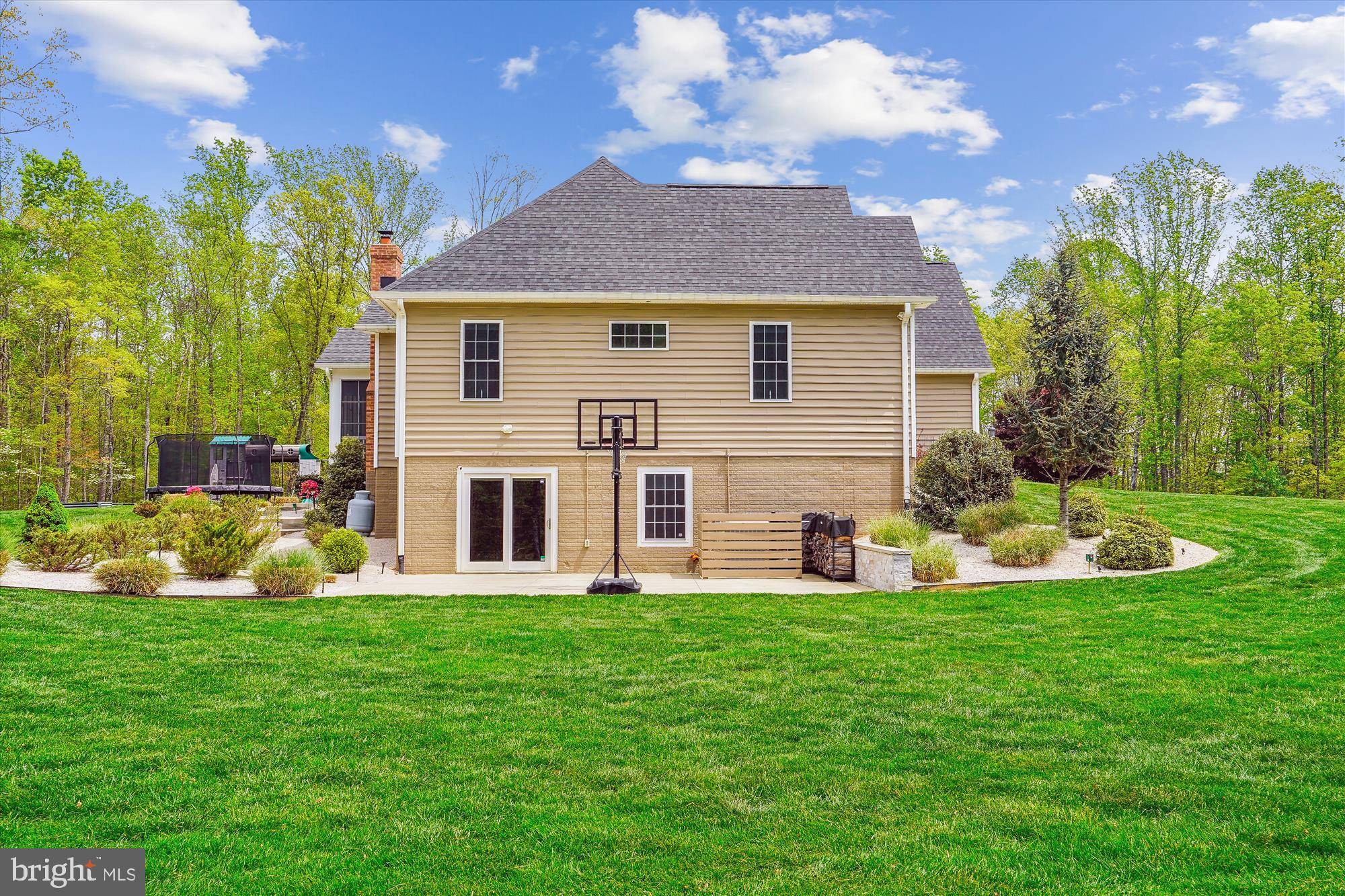 Marshall, VA 20115,17585 BRANDY LN