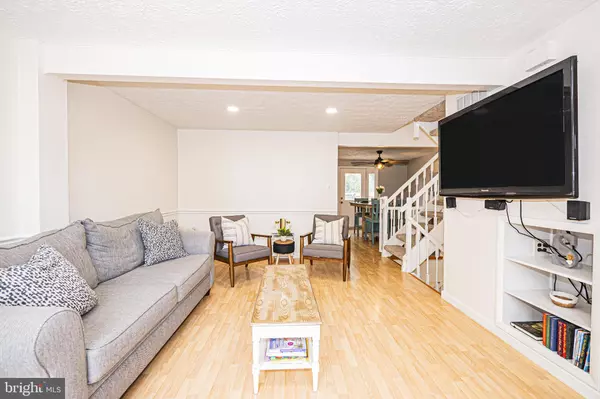 Laurel, MD 20723,9201 REDBRIDGE CT