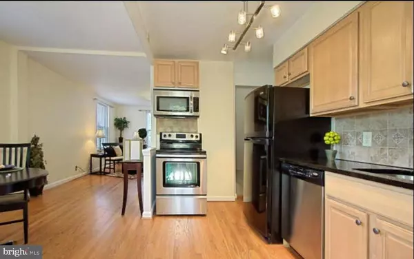Arlington, VA 22206,4217 32ND RD S