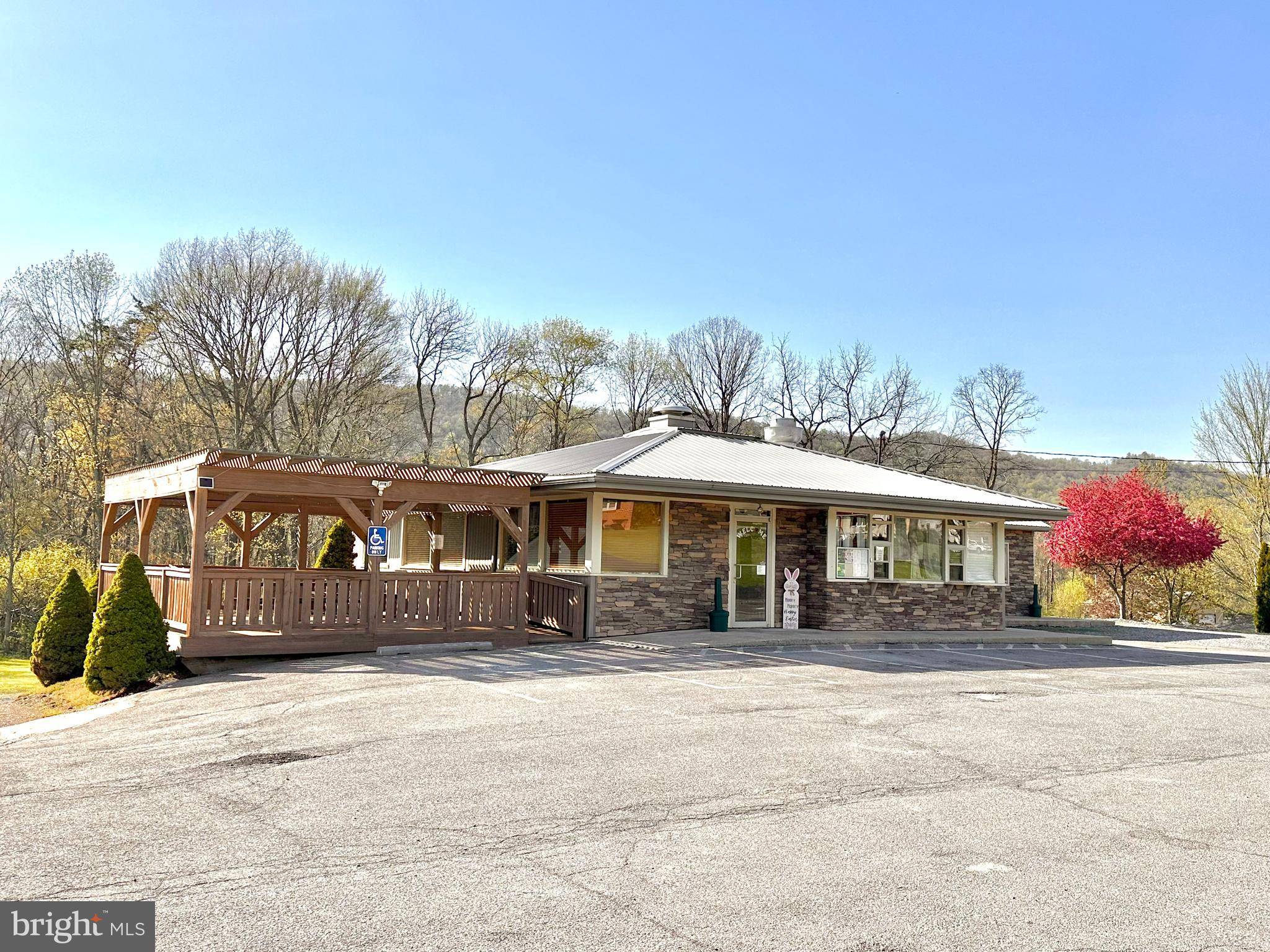 Mcconnellsburg, PA 17233,23179 GREAT COVE RD