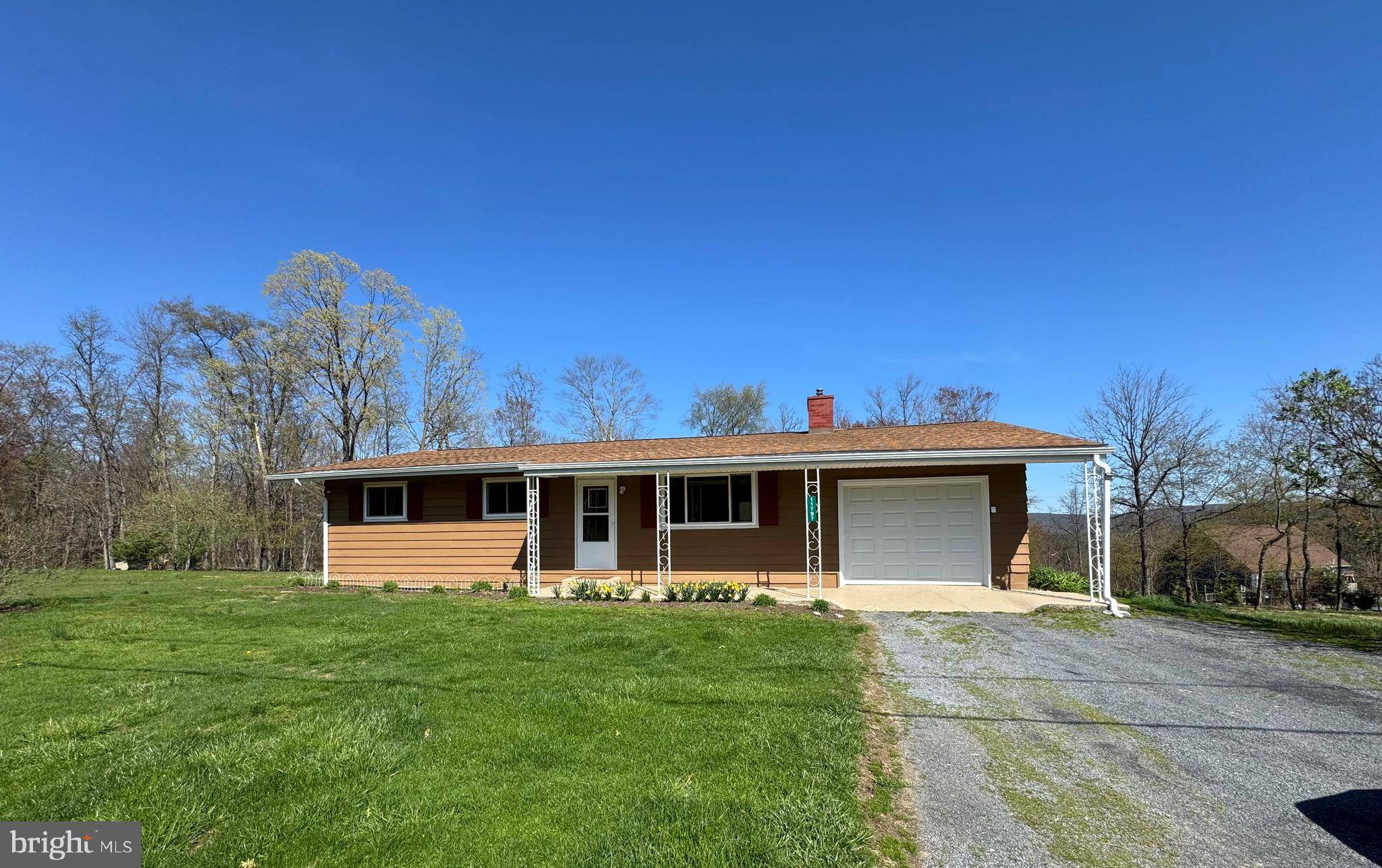 11797 THOMPSON RD, Huntingdon, PA 16652