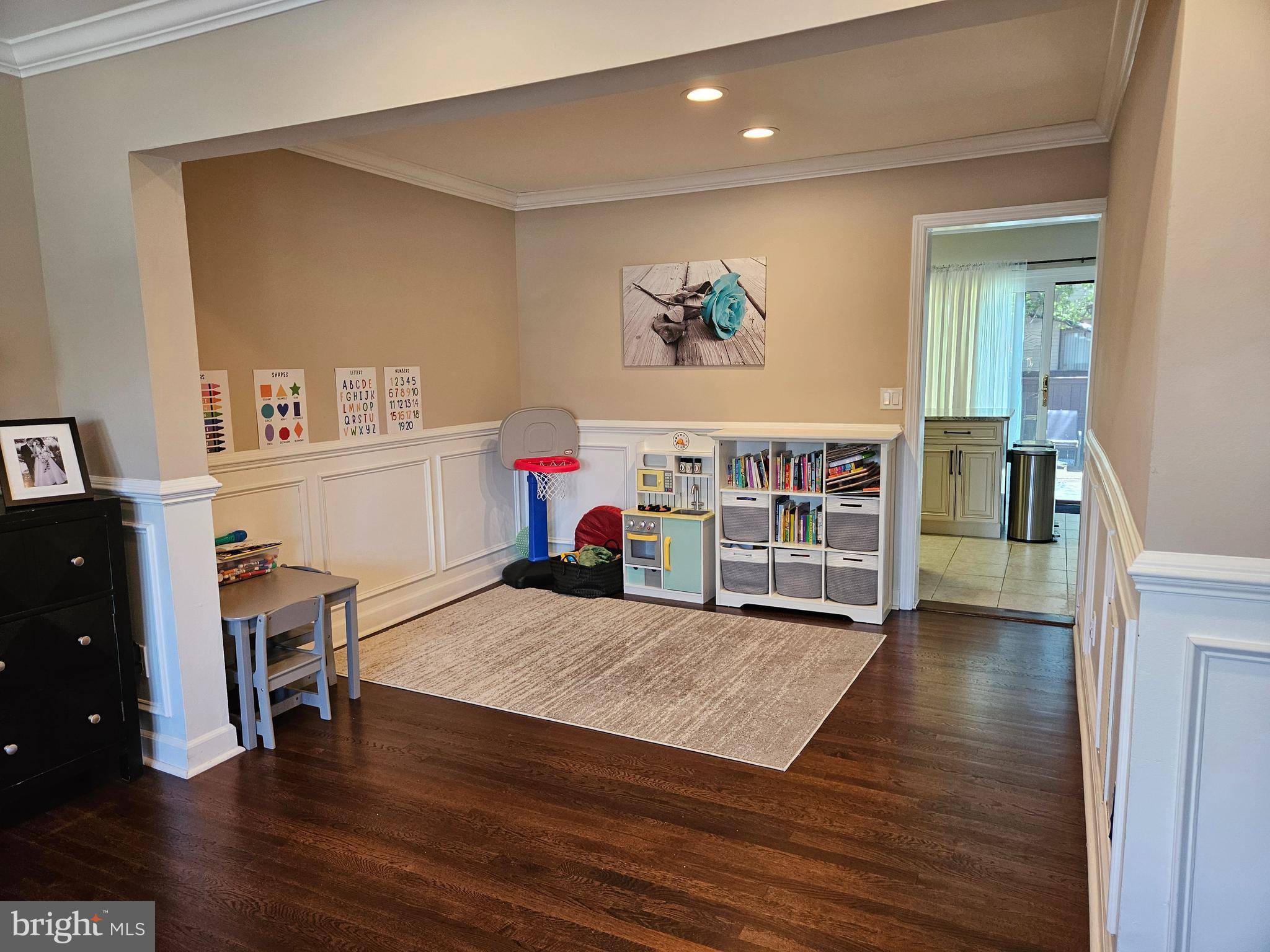 East Windsor, NJ 08520,590 GREENWICH CT