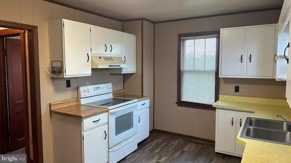 Fredericksburg, VA 22405,11 STRAWBERRY LN