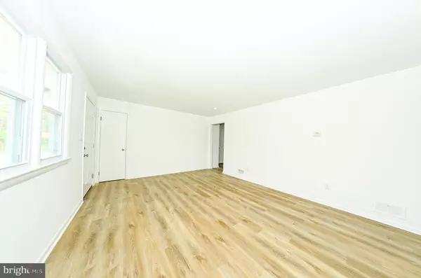 Lanham, MD 20706,6005 MAGNOLIA CT