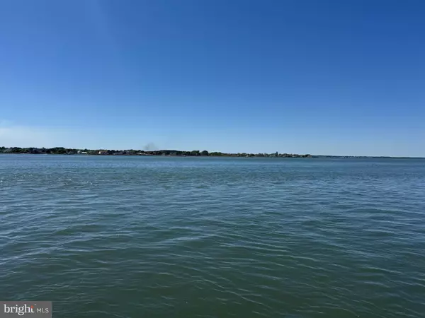 Ocean City, MD 21842,425 14TH ST #305 L