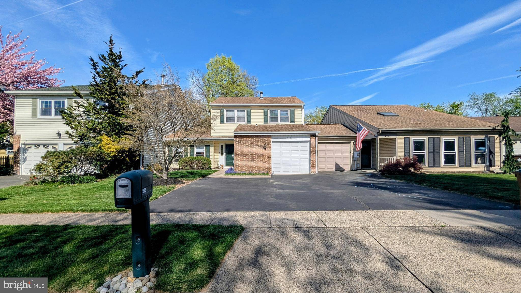 Newtown, PA 18940,213 HIDDEN VALLEY LN