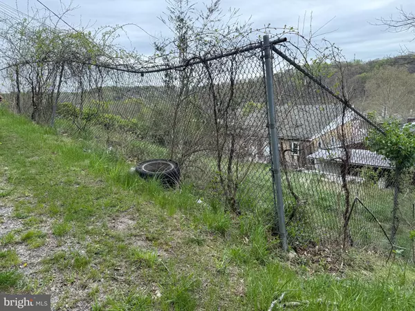 Coatesville, PA 19320,545 S 1ST AVE