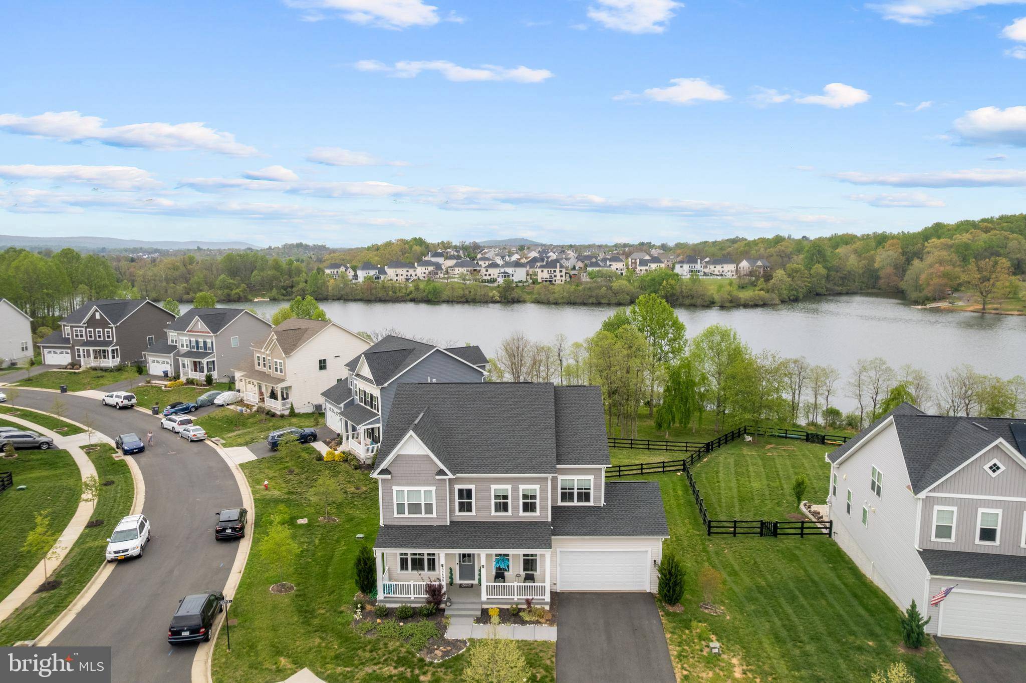 Round Hill, VA 20141,35898 QUANTUM PL