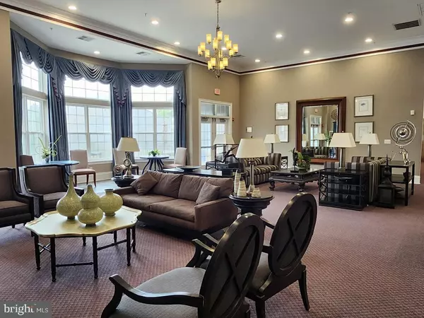 Upper Marlboro, MD 20774,12916 FOX BOW DR #107