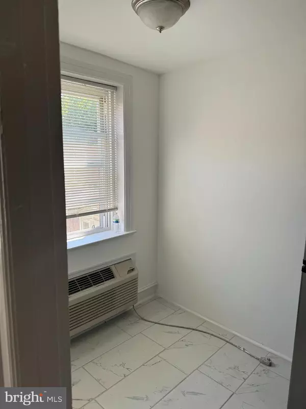 Philadelphia, PA 19143,6024-28 LARCHWOOD AVE