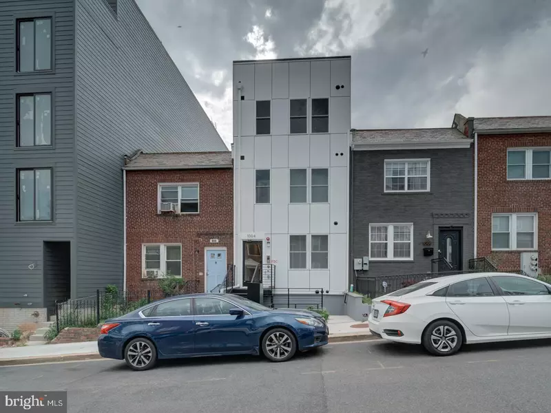 1004 18TH ST NE #2, Washington, DC 20002
