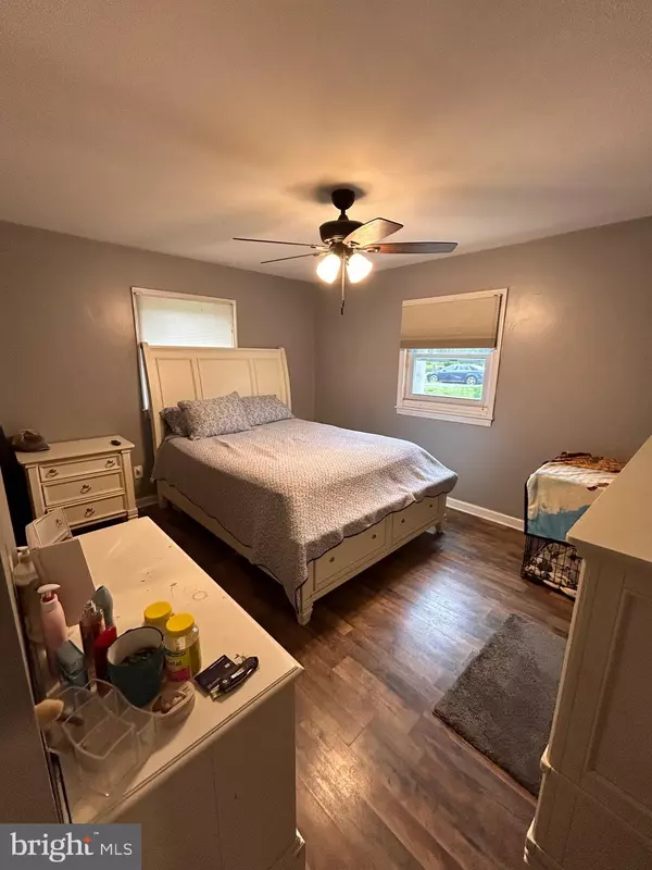 Colonial Beach, VA 22443,187 BROOKS DR