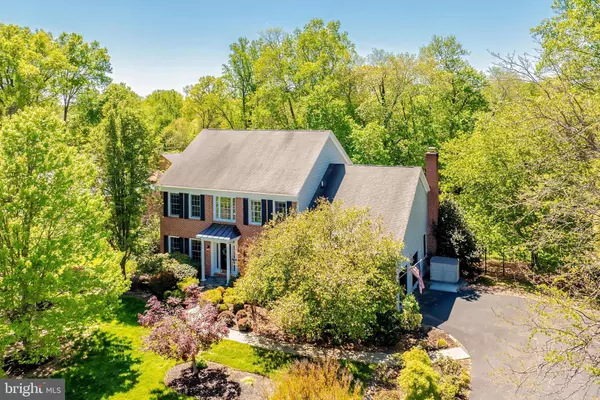 Great Falls, VA 22066,858 CONSTELLATION DR