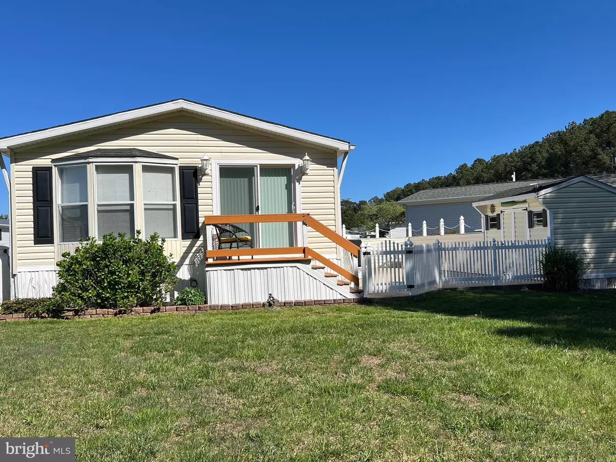 Berlin, MD 21811,8206 SKIPJACK DR