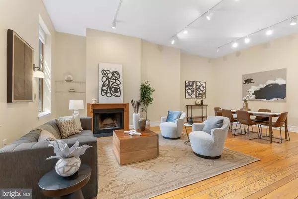 Philadelphia, PA 19107,914 SPRUCE ST #9