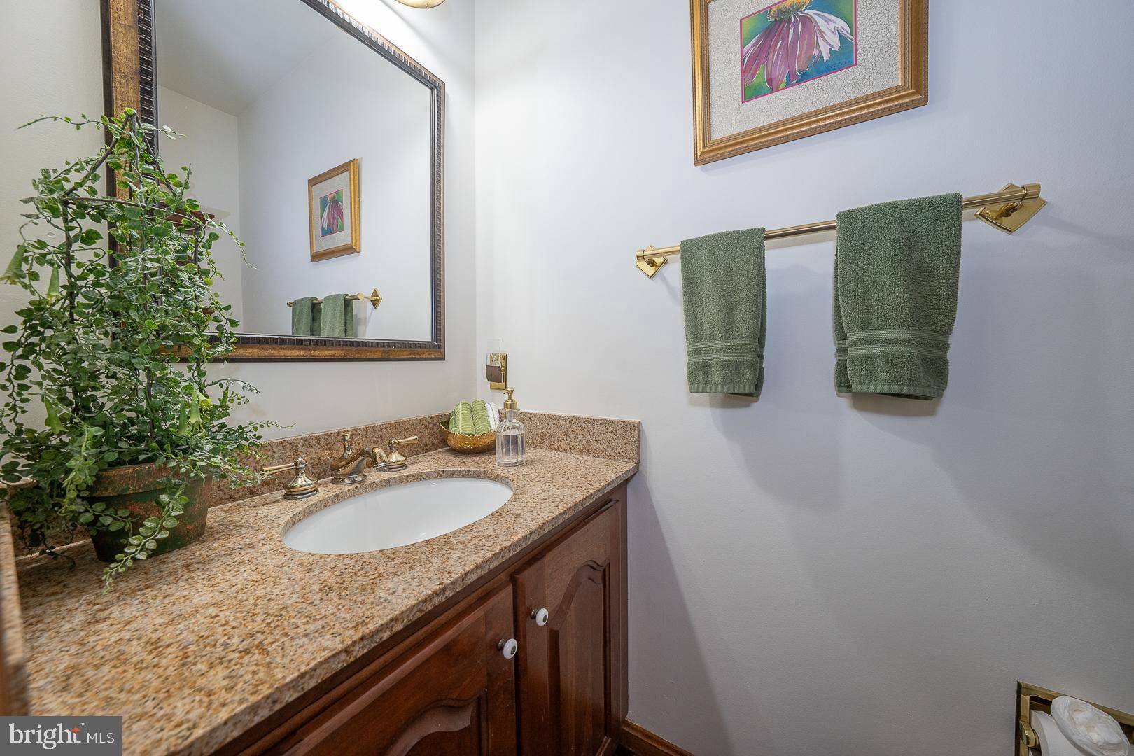 Glenmoore, PA 19343,266 DEERHAVEN WAY