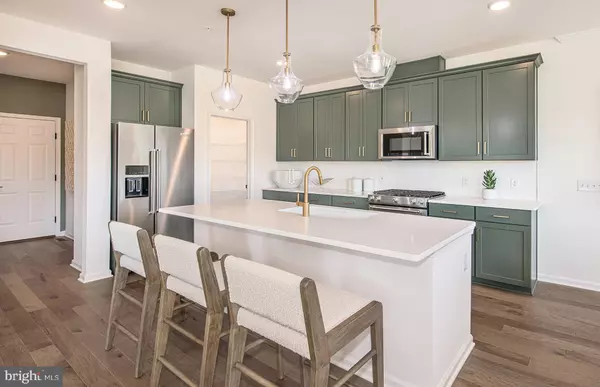 Horsham, PA 19044,10 EAGLE CT