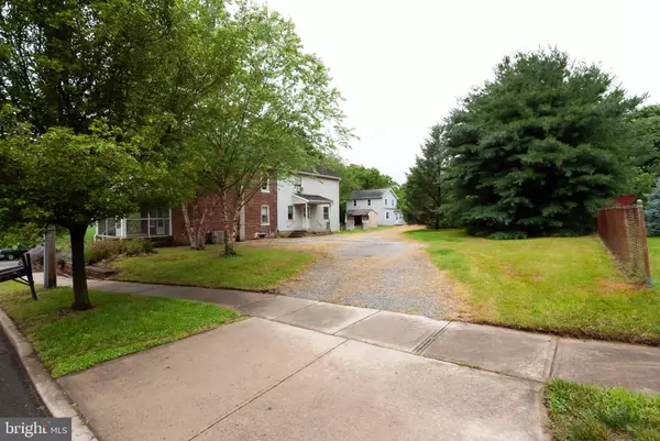 Fieldsboro, NJ 08505,201 SECOND ST