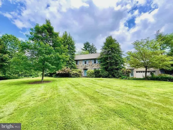 245 ASHWOOD RD, Villanova, PA 19085