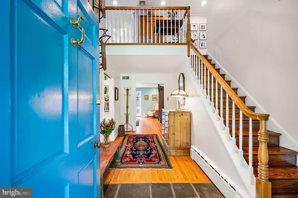 Philadelphia, PA 19118,520 W MERMAID LN