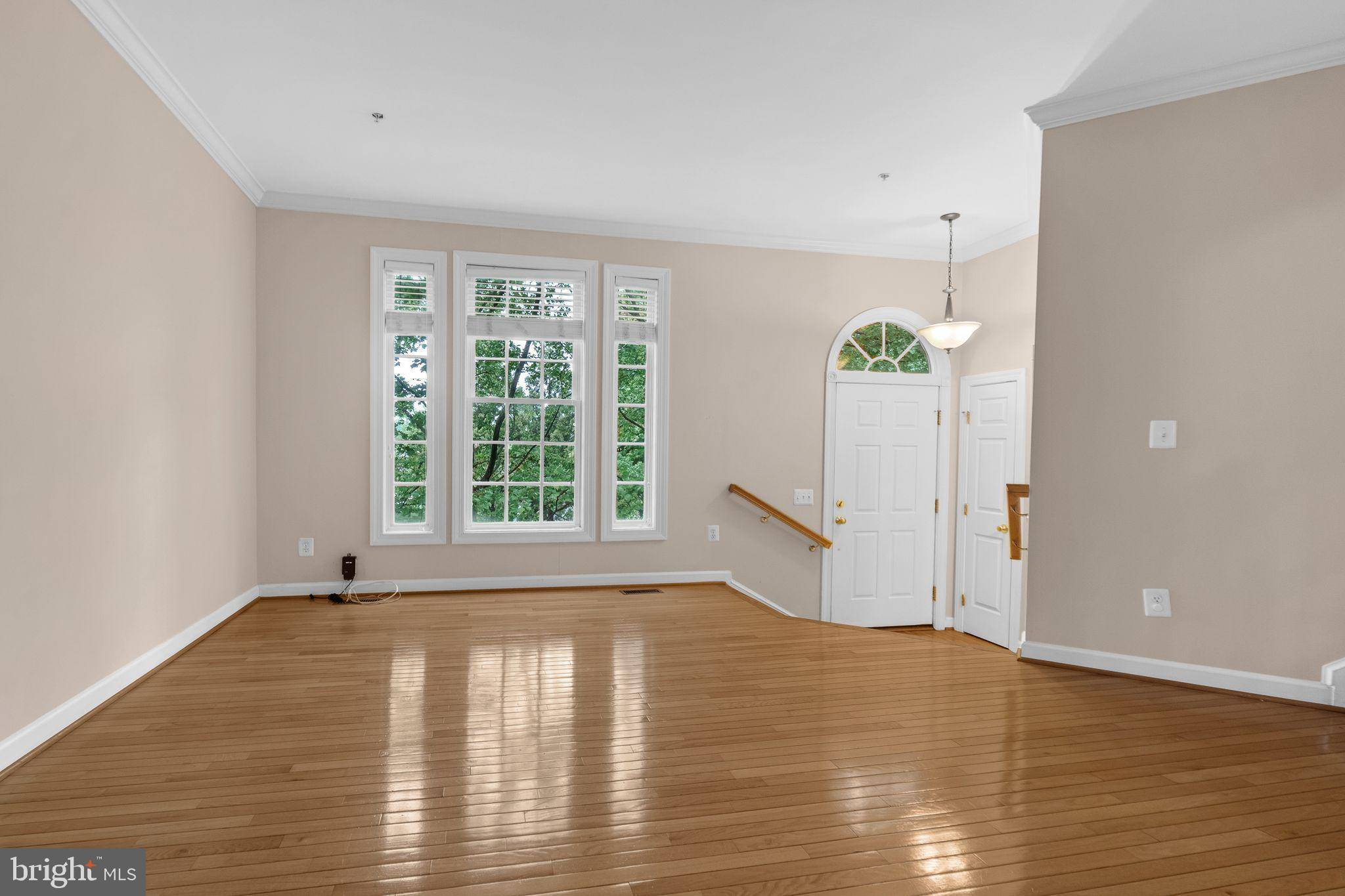 Falls Church, VA 22042,8159 SKELTON CIR