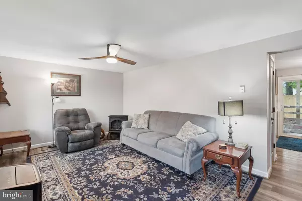 Martinsburg, WV 25404,582 HANSHEW LN