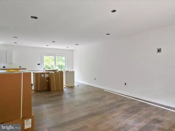 Winchester, VA 22602,115 MOUNTAIN LODGE DR