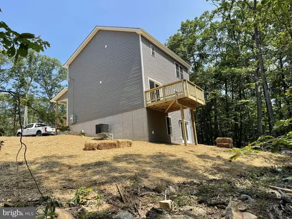 Winchester, VA 22602,115 MOUNTAIN LODGE DR
