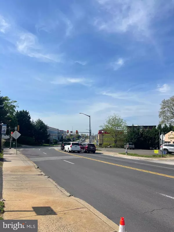 Jenkintown, PA 19046,106 YORK RD