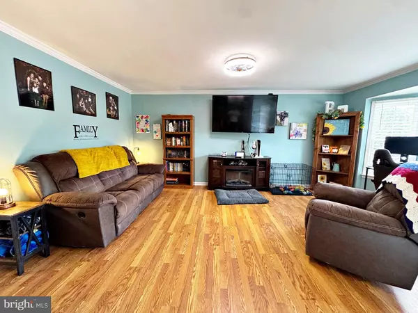 Charles Town, WV 25414,21 HOLMES DR